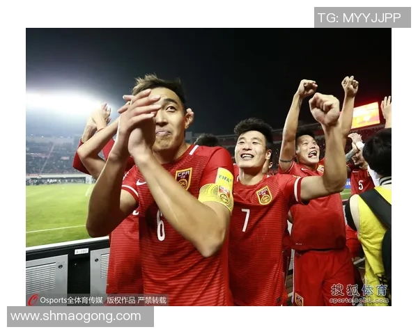 中国国足迎战俄罗斯队期待突破自我展现实力与风采